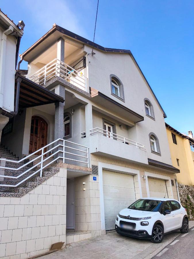 Apartman Konatar 采蒂涅 外观 照片