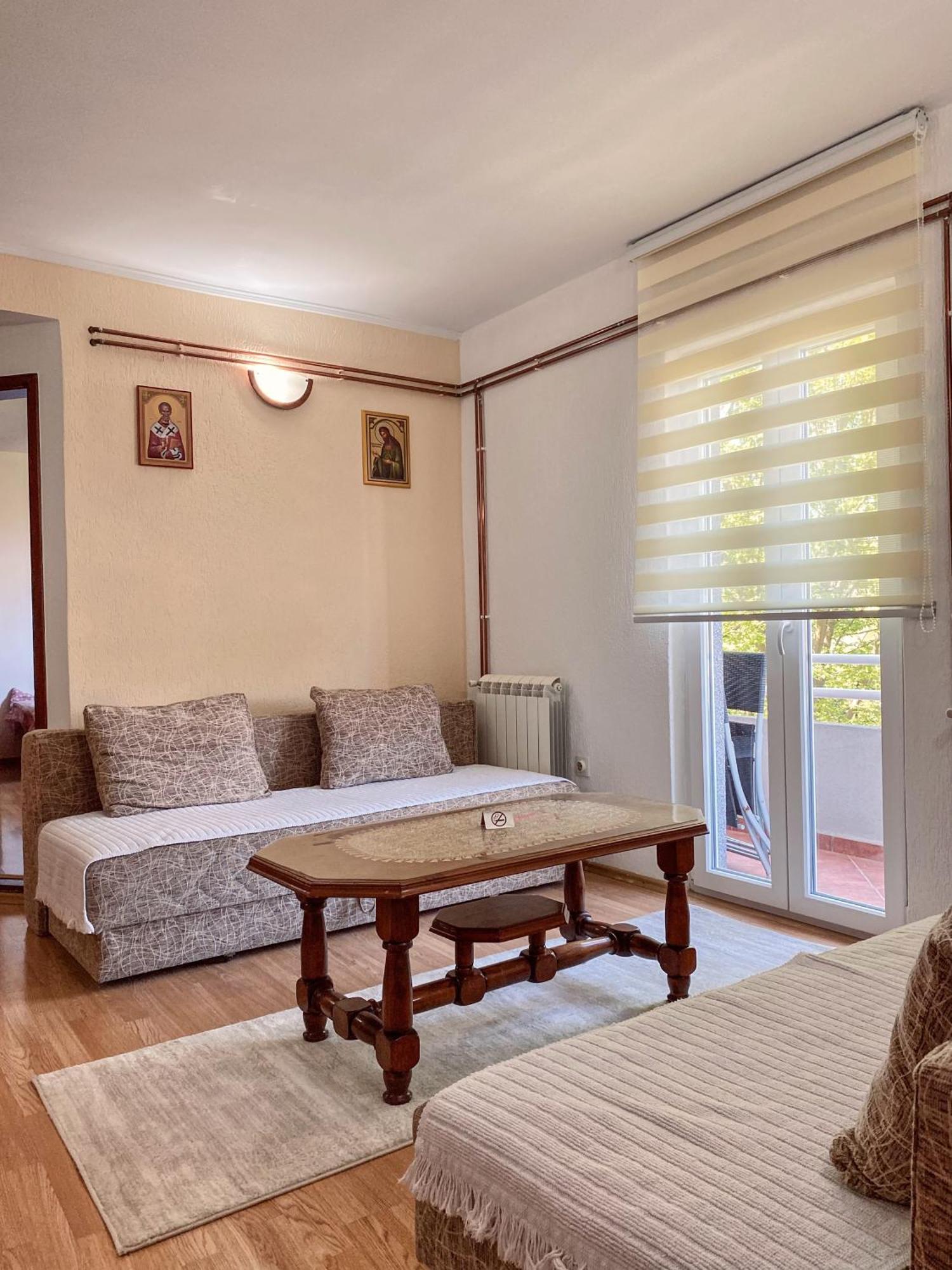 Apartman Konatar 采蒂涅 外观 照片